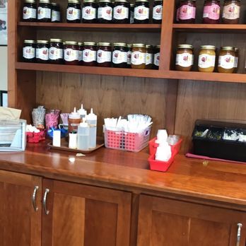 Hoover's Restaurant  - Ice Cream & Frozen Yogurt Near Me - Sanborn, New York