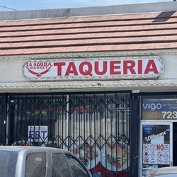 La Aguila Market - Storefront