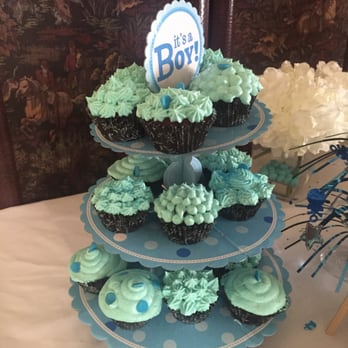 Viviz Bakery - Red Velvet Cupcakes! - Desserts Near Me