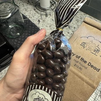 Wiseman House Chocolates - Espresso beans covered in chocolate & freshly ground coffee - Candy Stores Near Me - Hico, Texas Wiseman House Chocolates - Espresso beans covered in chocolate & freshly ground coffee - Candy Stores Near Me - Hico, Texas