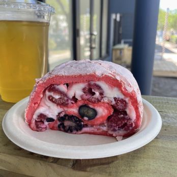 Crispy Avenue - Berry remoulade - Cafes Near Me - St. Petersburg, Florida