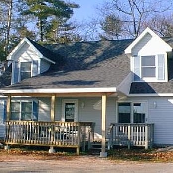 Sunnyside Cottages - Hotels Near Me - Greenbush, Michigan