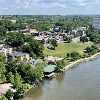 Walkway Over the Hudson State Historic Park - View of the Poughkeepsie waterfront, park, and museum from the walkway - Landmarks & Historical Buildings Near Me - Poughkeepsie, New York Walkway Over the Hudson State Historic Park - View of the Poughkeepsie waterfront, park, and museum from the walkway - Landmarks & Historical Buildings Near Me - Poughkeepsie, New York