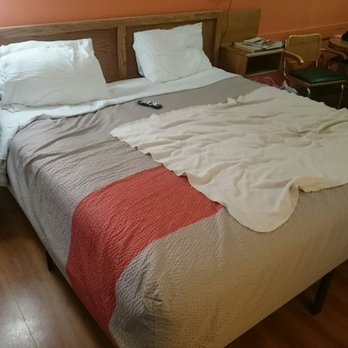 Motel 6 - Hotels Near Me - Madras, Oregon