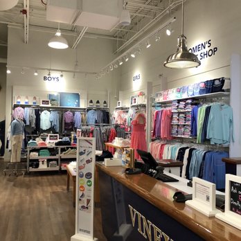 Vineyard Vines - Clinton - Men's Clothing Near Me - Clinton, Connecticut