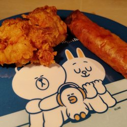 The Gray Manapua Truck - Mochiko chicken and Lumpia