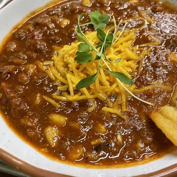 Avenue American Bistro - Chili off menu - Sports Bars Near Me - Wayne, Michigan