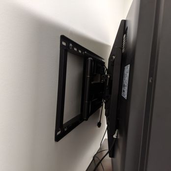 Expert TV Mounting and Installation - TV Mounting Near Me - Santa Monica, California