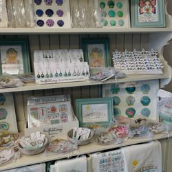 Americana by the Seashore - Sea glass cottage