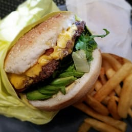 Bacon Avocado Burger