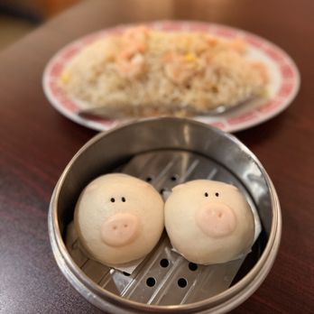 Lucky Cat Dim Sum Restaurant - Red Bean Piggie Bun - $5 - Cantonese Near Me - Jacksonville, Florida Lucky Cat Dim Sum Restaurant - Red Bean Piggie Bun - $5 - Cantonese Near Me - Jacksonville, Florida