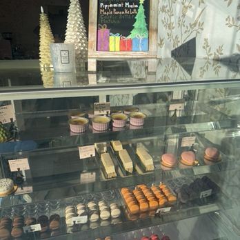 Paris En Rose - Cafes Near Me - Del Mar, California Paris En Rose - Cafes Near Me - Del Mar, California