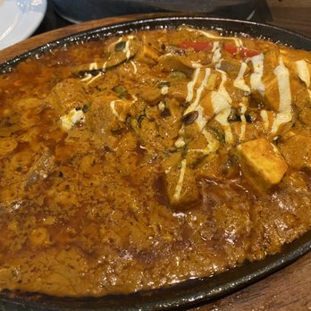 Mama Tigre - Mexican Near Me - Oakton, Virginia