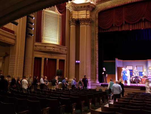 Hawaii Theatre by null