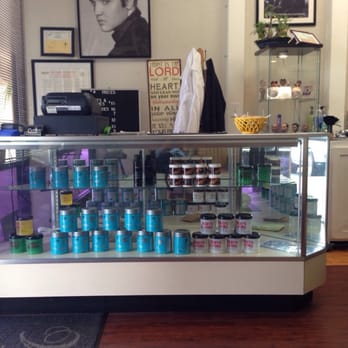 Capelli Barber shop - Front desk - Barbers Near Me - Alta Loma, California
