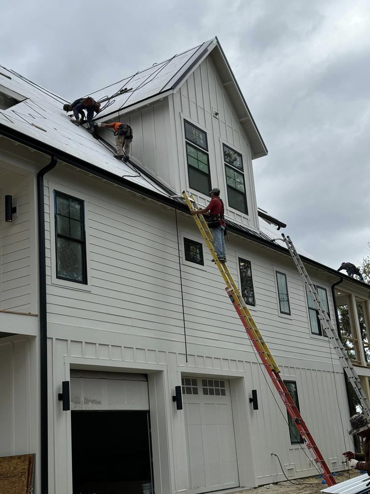 Slide of Woody's Roofing