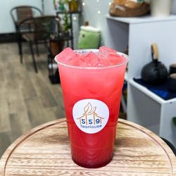 559 TeaHouse - Strawberry Yogurt