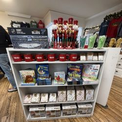 Cozy Shop - St. Louis themed items