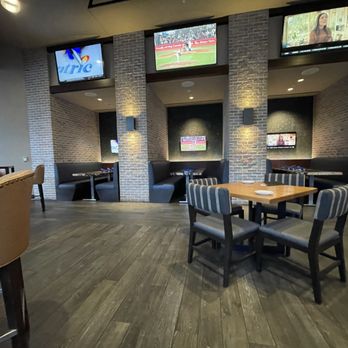 Biggio's - Sports Bars Near Me - Houston, Texas Biggio's - Sports Bars Near Me - Houston, Texas