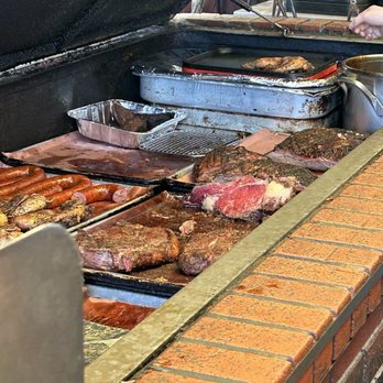 Cooper's Old Time Pit Bar-B-Que - Cooper's Llano TX serving pit. - Barbeque Near Me - Llano, Texas
