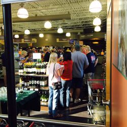 Marketplace Liquor - Stopped for wine. Walked into a friendly beer tasting.  Nice staff friendly group tasting beer.  Great selection
