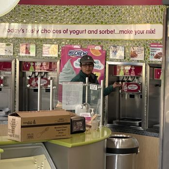 Menchie's Frozen Yogurt - Ice Cream & Frozen Yogurt Near Me - Bellaire, Texas Menchie's Frozen Yogurt - Ice Cream & Frozen Yogurt Near Me - Bellaire, Texas