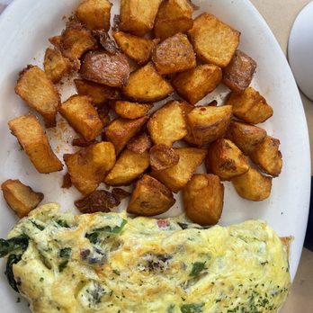 Samaria Cafe - Veggie omelette - Breakfast & Brunch Near Me - Tampa, Florida