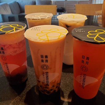 Sunright Tea Studio - Fruit teas are meh.  Brulee Oat Latte [Oolong] - new fave! - Bubble Tea Near Me - Fullerton, California