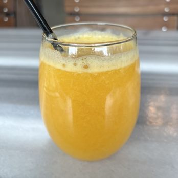 ATTITUDE CAFE - FRESHLY SQUEEZED ORANGE JUICE - Breakfast & Brunch Near Me - Los Angeles, California ATTITUDE CAFE - FRESHLY SQUEEZED ORANGE JUICE - Breakfast & Brunch Near Me - Los Angeles, California