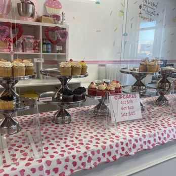 Cakes by Cynthia - Cupcakes - Cupcakes Near Me - Arbutus, Maryland Cakes by Cynthia - Cupcakes - Cupcakes Near Me - Arbutus, Maryland