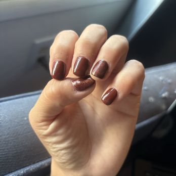 Edgy Nails & Spa - Nail Salons Near Me - Riverside, California