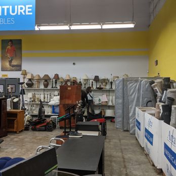 Goodwill Central Texas - Oak Hill - Used, Vintage & Consignment Near Me - Austin, Texas