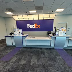 Fed Ex - Counter