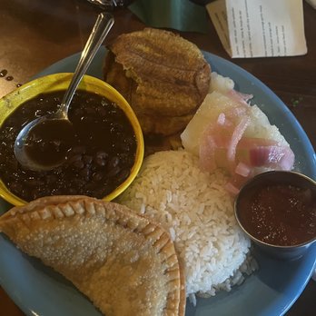 Habana Soco Restaurant - Vegetarian plate - Cuban Near Me - Austin, Texas