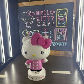 Hello Kitty Cafe - Themed Cafes Near Me - Las Vegas, Nevada