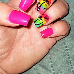 BJ's Nails & Spa