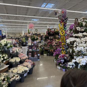 Safeway - Floral section - Grocery Near Me - Roseville, California Safeway - Floral section - Grocery Near Me - Roseville, California