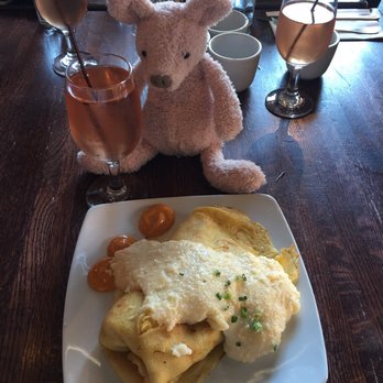 Teavolve - Breakfast crepe and blush sangria - Coffee & Tea Near Me - Baltimore, Maryland