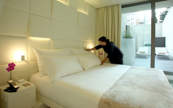 The Mirror Barcelona by null