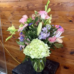 Adams Flower Shop - Other side of the floral arrangement.