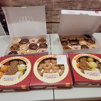 Krispy Kreme - Happy Thanksgiving - Donuts Near Me - Austin, Texas