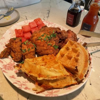 Yard House - Chicken and waffles - New American Near Me - Washington, DC, District of Columbia
