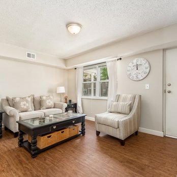 Skyview Townhomes - LR - Apartments Near Me - Columbus, Ohio Skyview Townhomes - LR - Apartments Near Me - Columbus, Ohio