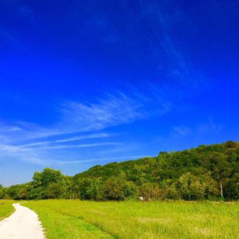 Platte Landing Park - No shad to walk at this side  but is good to sweat it out. - Parks Near Me - Parkville, Missouri
