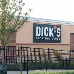 DICK'S Sporting Goods