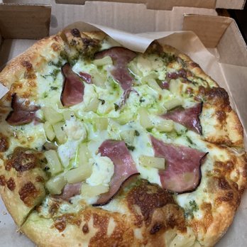 Philomena - 10" Harborside take out with Arugula on the side - Pizza Near Me - Oakland, California Philomena - 10" Harborside take out with Arugula on the side - Pizza Near Me - Oakland, California