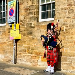 Royal Mile - Tunes