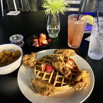Mocity Comedy Lounge - Mo Better Chicken & Waffles - Sports Bars Near Me - Missouri City, Texas Mocity Comedy Lounge - Mo Better Chicken & Waffles - Sports Bars Near Me - Missouri City, Texas