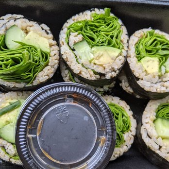 Amitabul - Jade maki sushi - Vegan Near Me - Chicago, Illinois