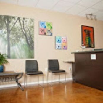 Evergreen Veterinary Hospital - Lobby - Veterinarians Near Me - Salem, Oregon Evergreen Veterinary Hospital - Lobby - Veterinarians Near Me - Salem, Oregon